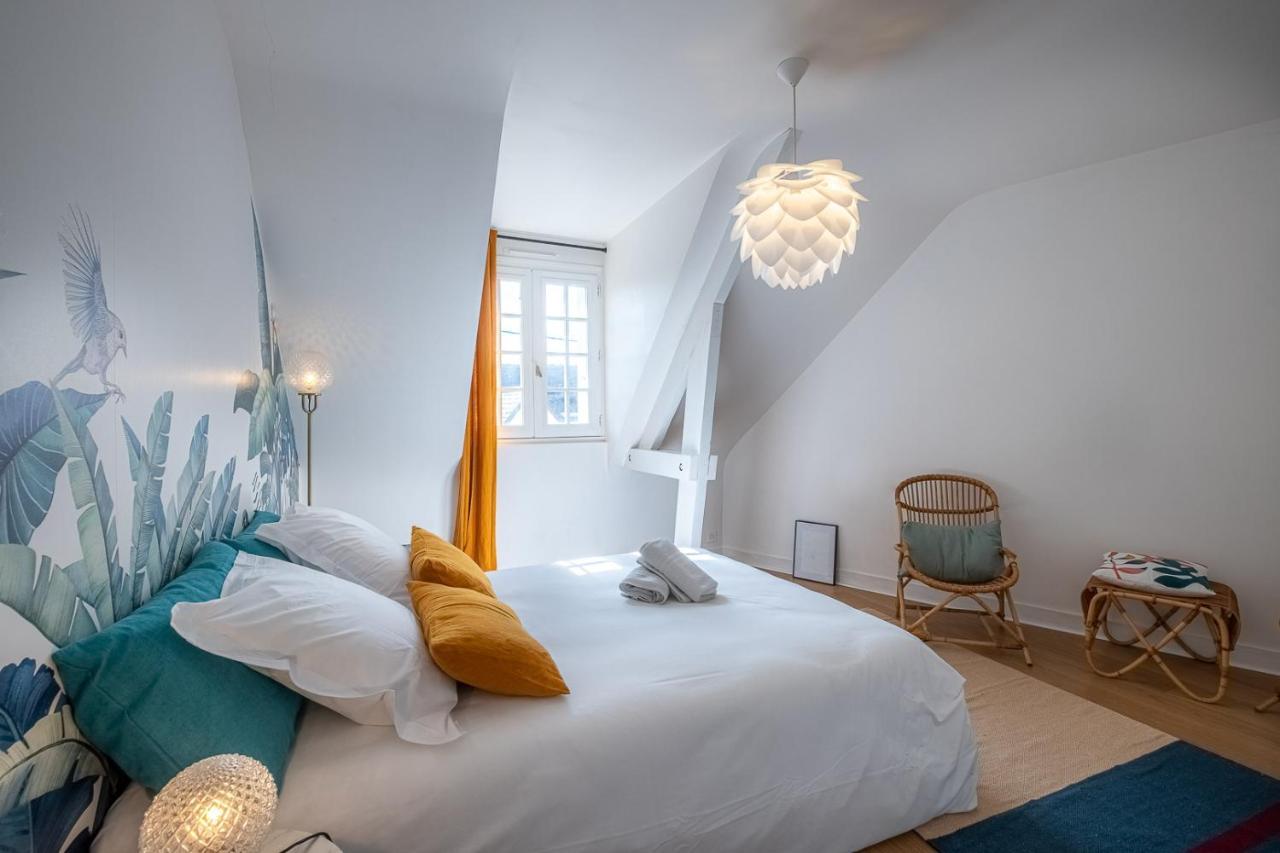 L'Hirondelle - Maison Au Coeur Des Chateaux Mosnes Bagian luar foto